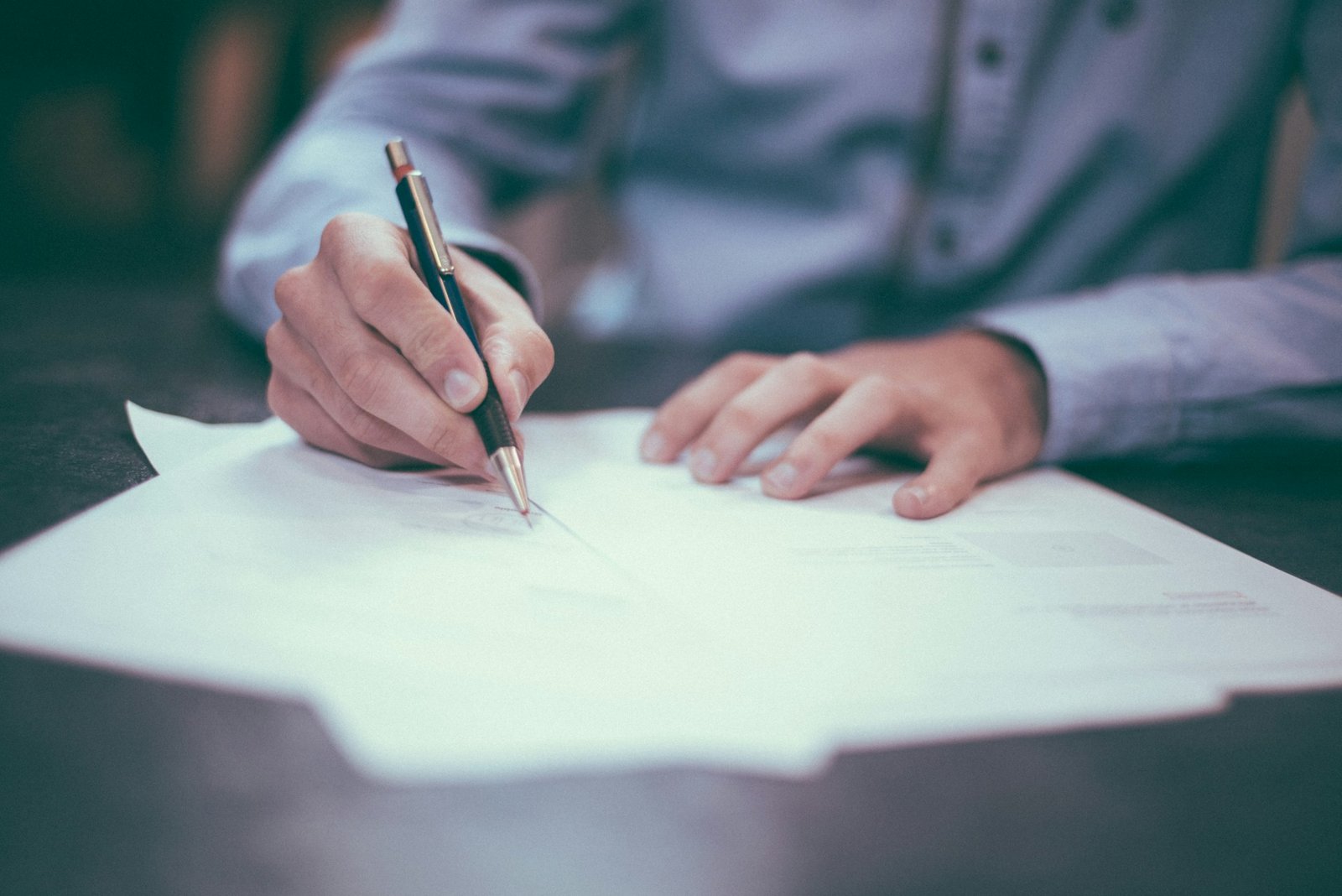 Signing a government technology services contract